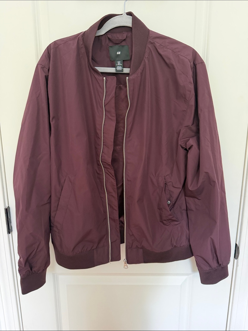H&M Men's Burgundy Bomber Jacket